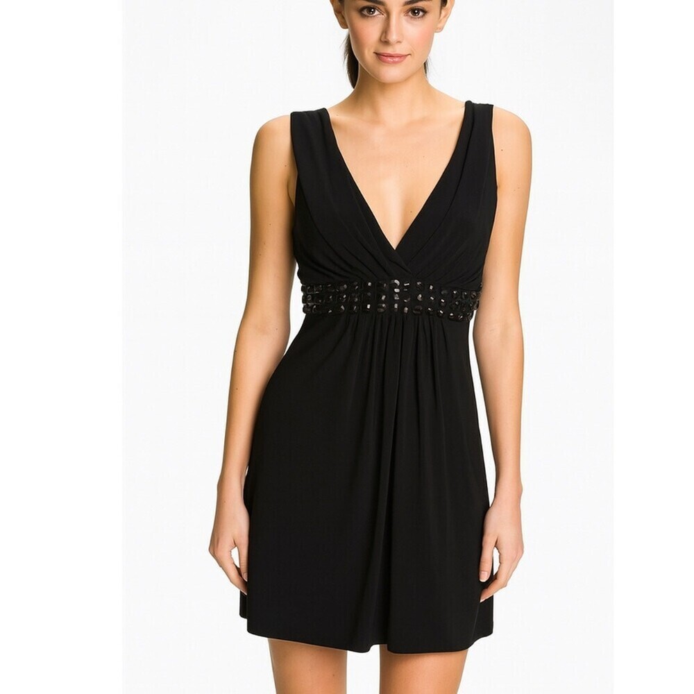B. Smart Women's Black On Black Dress - Knee-length | Color: Black SZ 6 LBD